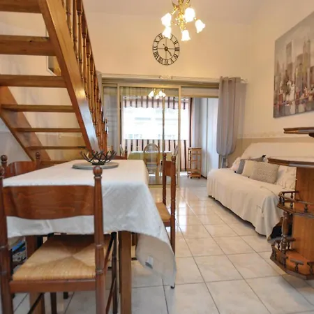 0-bedroom In Apartment