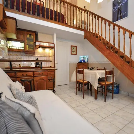0-bedroom In * Cannes